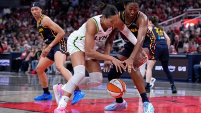 Lynx pull starters vs. Fever but clinch 1-seed with Valkyries' loss - ESPN