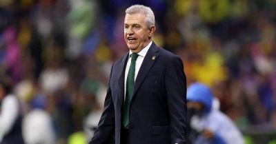 Aguirre takes over at struggling Valencia after latest stint with Mexico at World Cup