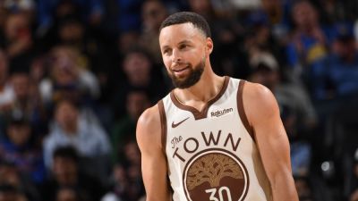 Warriors' Stephen Curry says 'no drama' over unsettled contract - ESPN