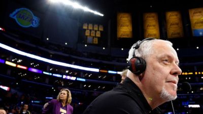 Longtime Lakers public-address announcer Lawrence Tanter dies - ESPN