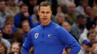 Duke's Jon Scheyer 'where I'm supposed to be' after NBA interest - ESPN
