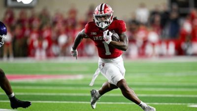 No. 5 Indiana loses RB Turbo Richard to right leg injury - ESPN