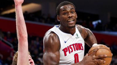 Sources: Pistons' Duren not at media day amid contract standoff - ESPN