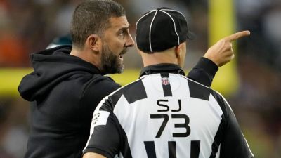 Sirianni regrets reaction to hit on QB Hurts in Eagles' loss - ESPN