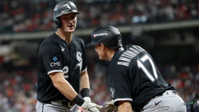 White Sox top Astros in Game 1; first playoff win in 5 years - ESPN
