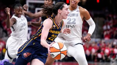 Clark's monster effort helps Fever force Game 3 with Aces - ESPN