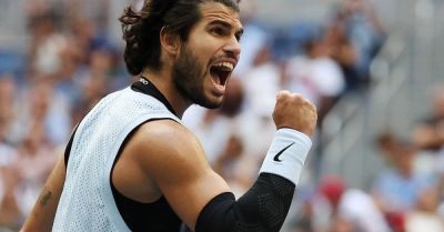 Carlos Alcaraz brushes aside Tommy Paul to reach US Open quarter-finals