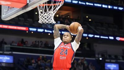 Sources: Pelicans trade Jordan Hawkins to Grizzlies in 4-player deal - ESPN