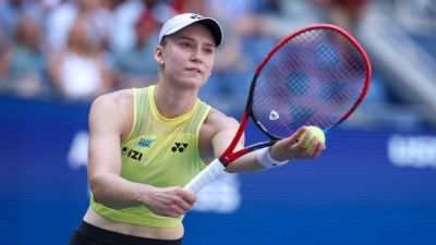 Elena Rybakina reaches US Open semis, claims No. 1 ranking - ESPN